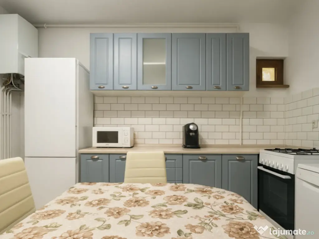 Apartament la casa zona Promenada Mall