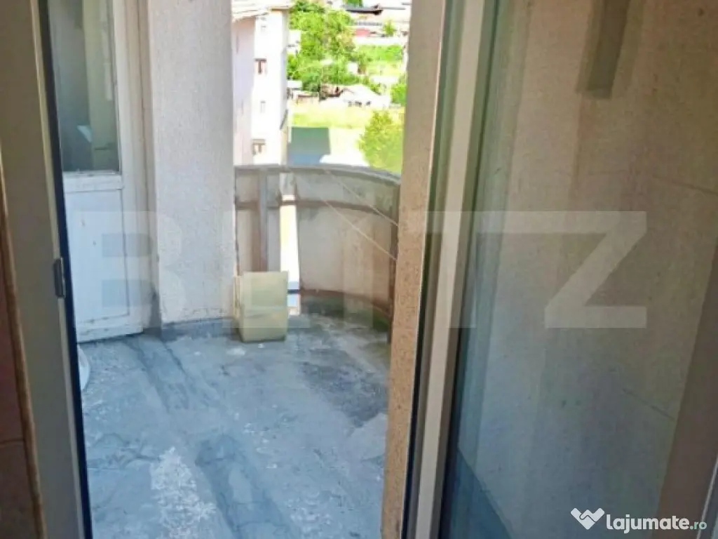 Apartament 3 camere,87 mp,2 bai,Cugir