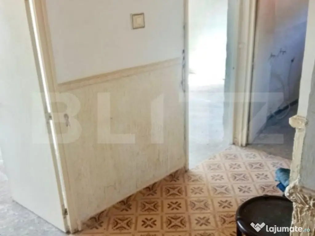 Apartament 3 camere,87 mp,2 bai,Cugir