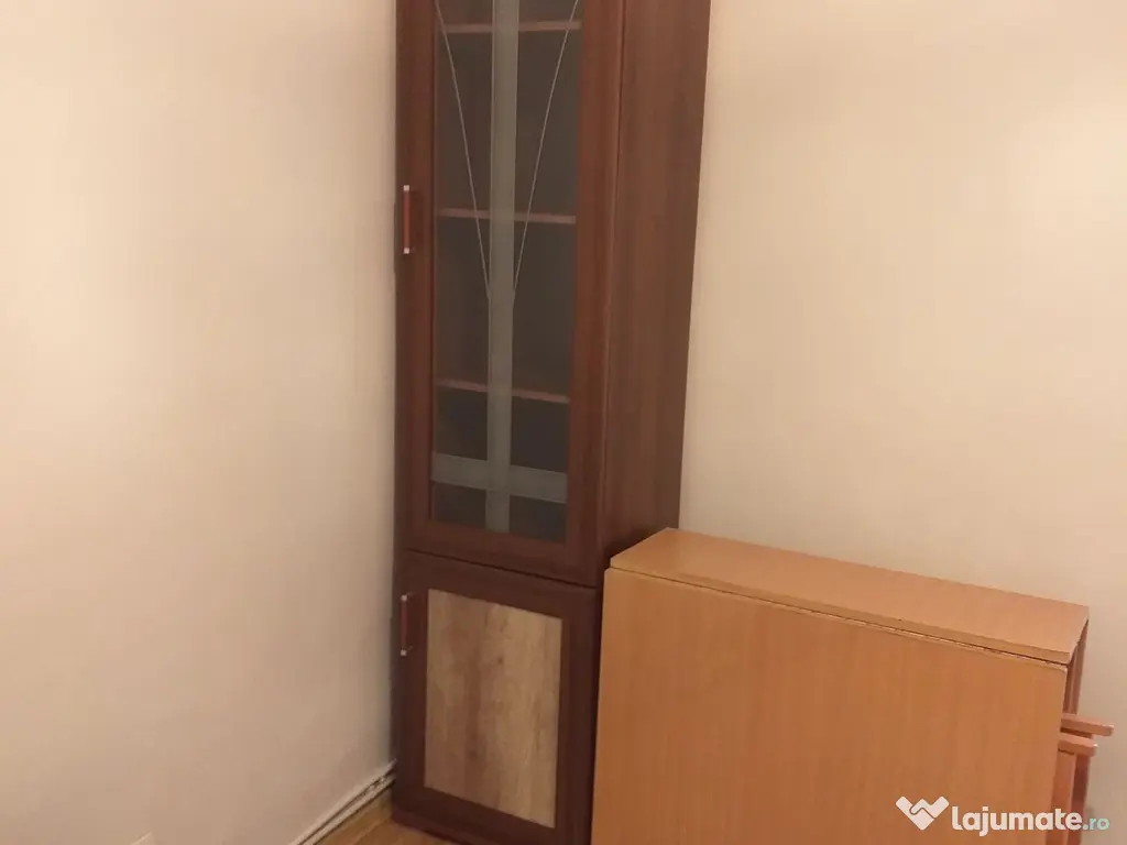 Persoana fizica Inchiriez garsoniera