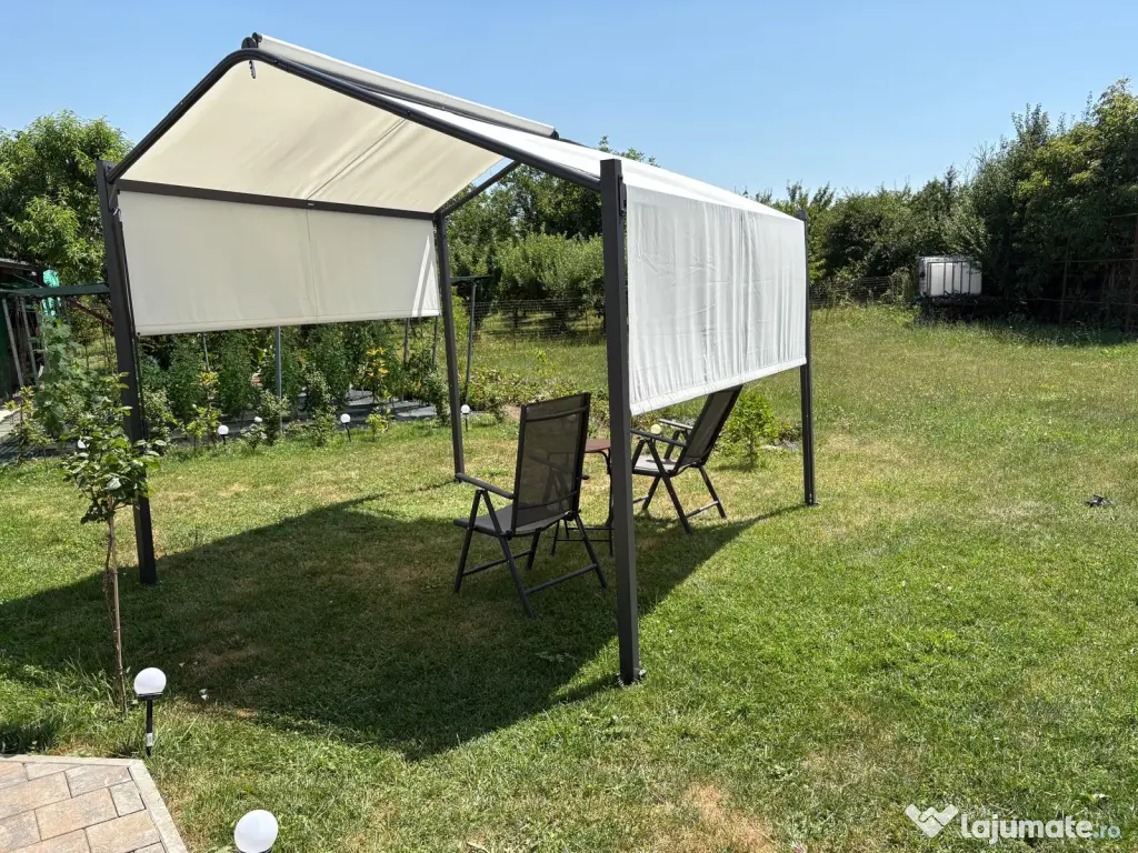 Pavilion, otel/poliester, 300 x 300 cm, H 280 cm