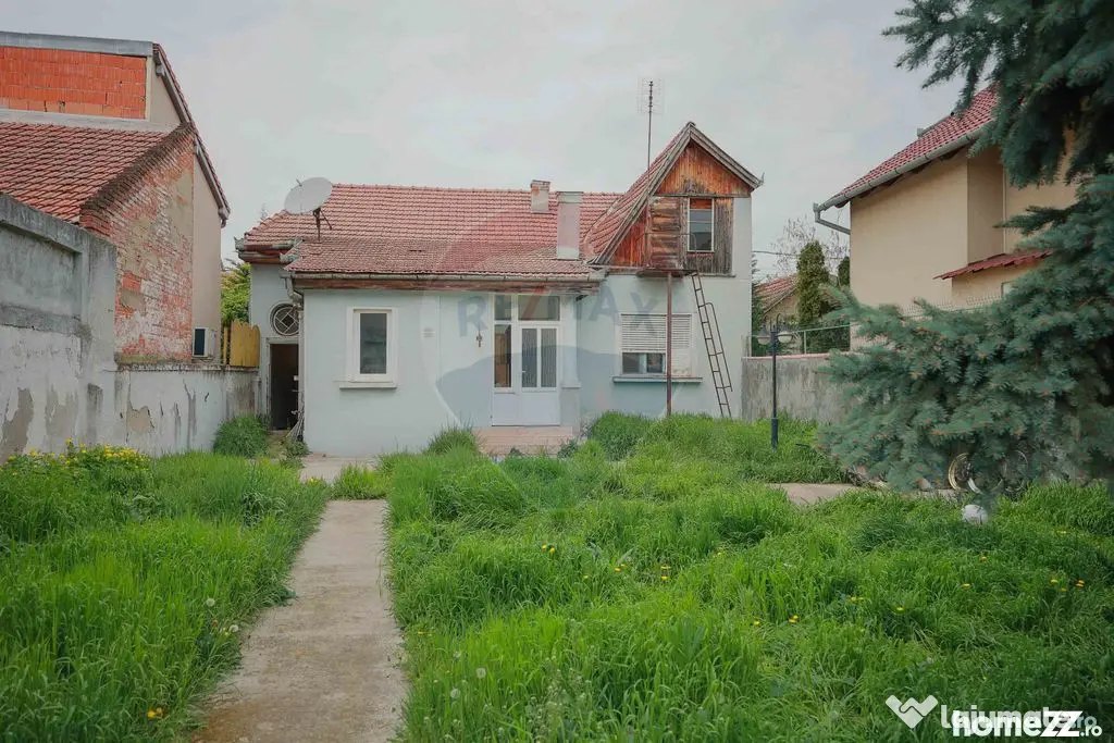 Casă cu teren 360 mp, central, zona Bd. Dacia, Canonicil...