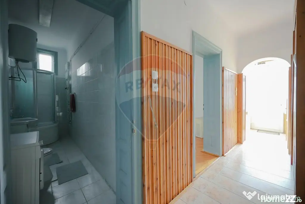 Casă cu teren 360 mp, central, zona Bd. Dacia, Canonicil...