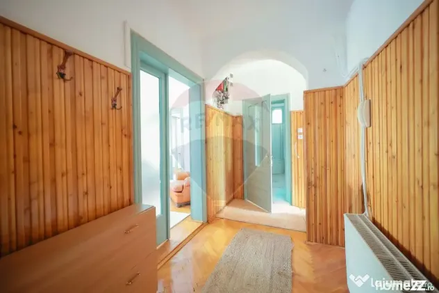 Casă cu teren 360 mp, central, zona Bd. Dacia, Canonicil...