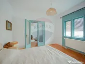 Casă cu teren 360 mp, central, zona Bd. Dacia, Canonicil... 