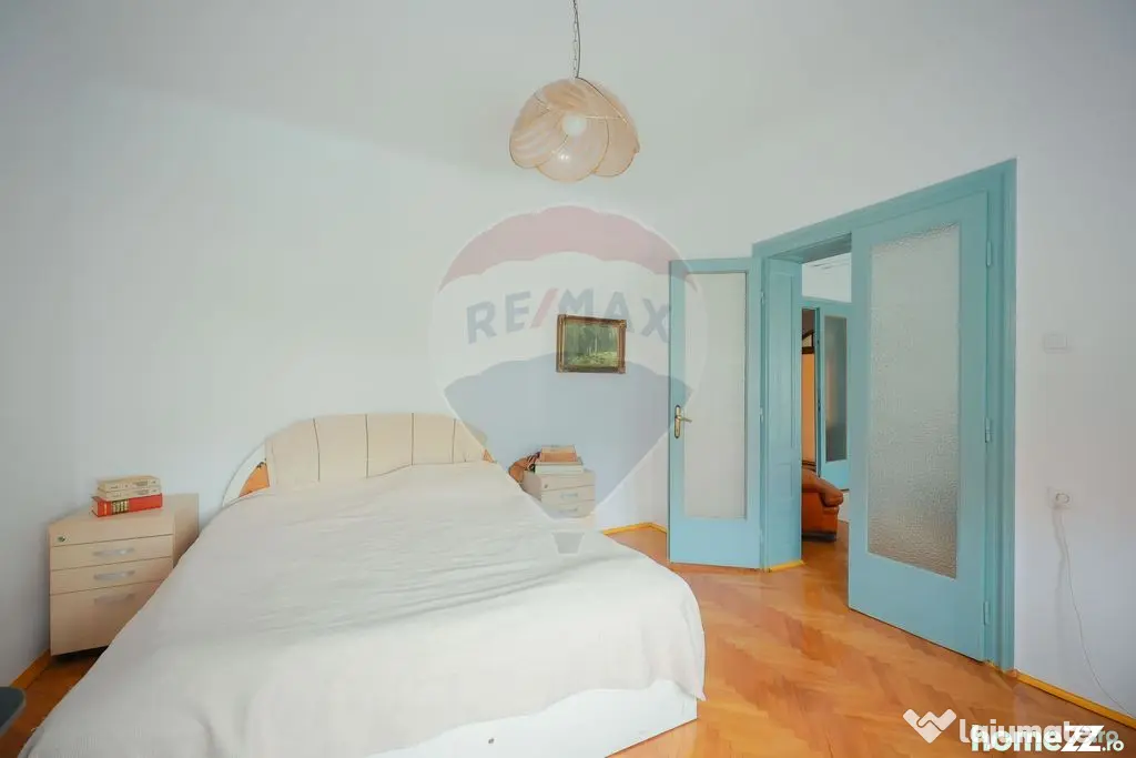 Casă cu teren 360 mp, central, zona Bd. Dacia, Canonicil...