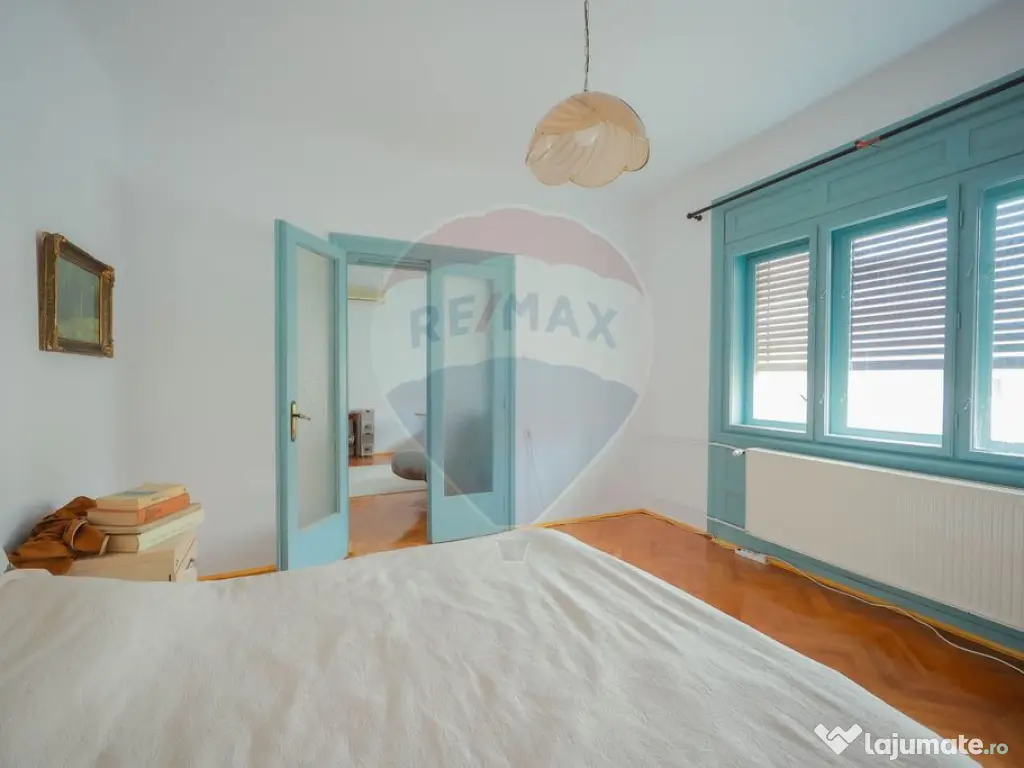 Casă cu teren 360 mp, central, zona Bd. Dacia, Canonicil...