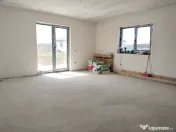 Casa individuala, 4 camere, curte proprie - Tarlungeni 