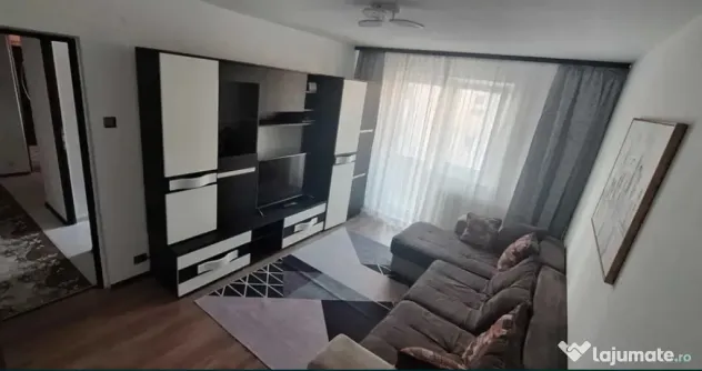 Apartament 2 camere, decomandat - zona Tractorul