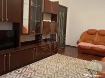 //3 CAMERE// MIHAI BRAVU//