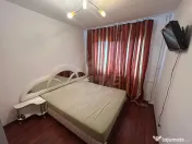 //3 CAMERE// MIHAI BRAVU// 