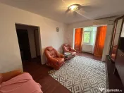 //3 CAMERE// MIHAI BRAVU// 