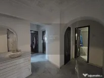 Apartament 104mp-utili 2bai centrala -an 1985 -Bd. Chisin...