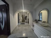 Apartament 104mp-utili 2bai centrala -an 1985 -Bd. Chisin... 