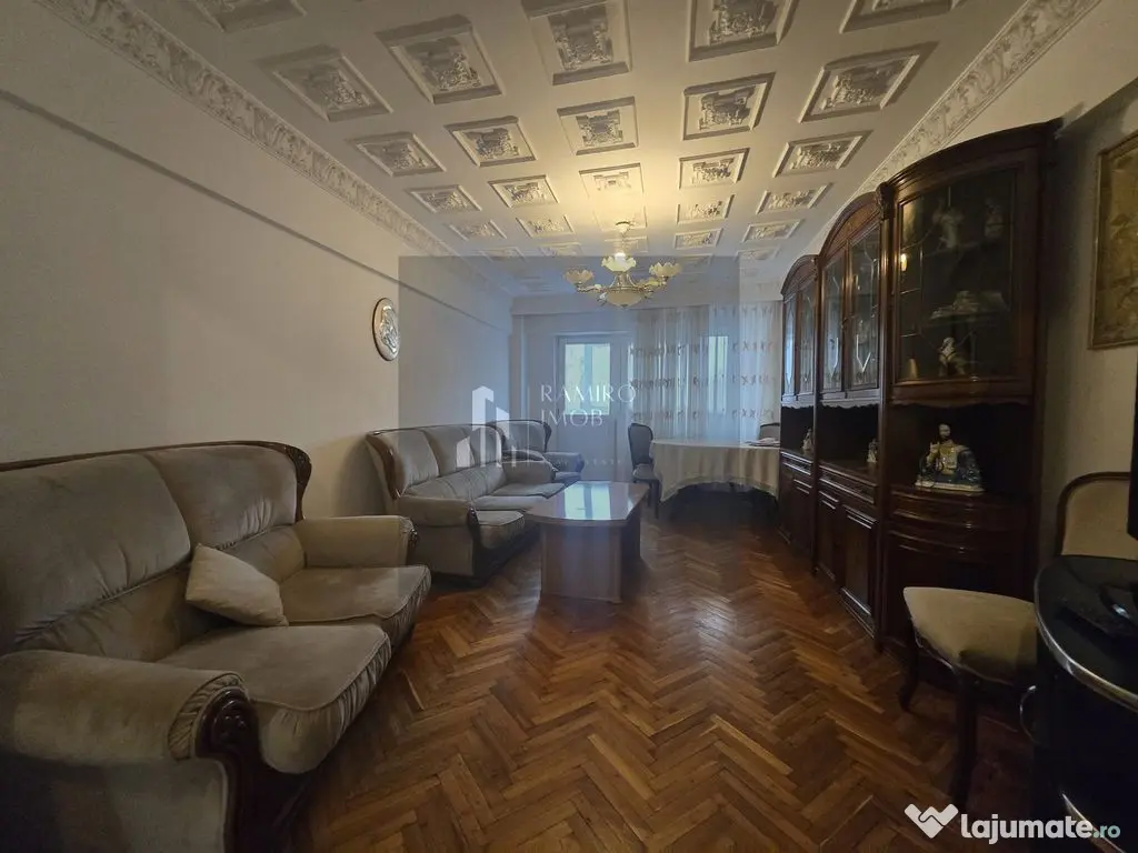 Apartament 104mp-utili 2bai centrala -an 1985 -Bd. Chisin...