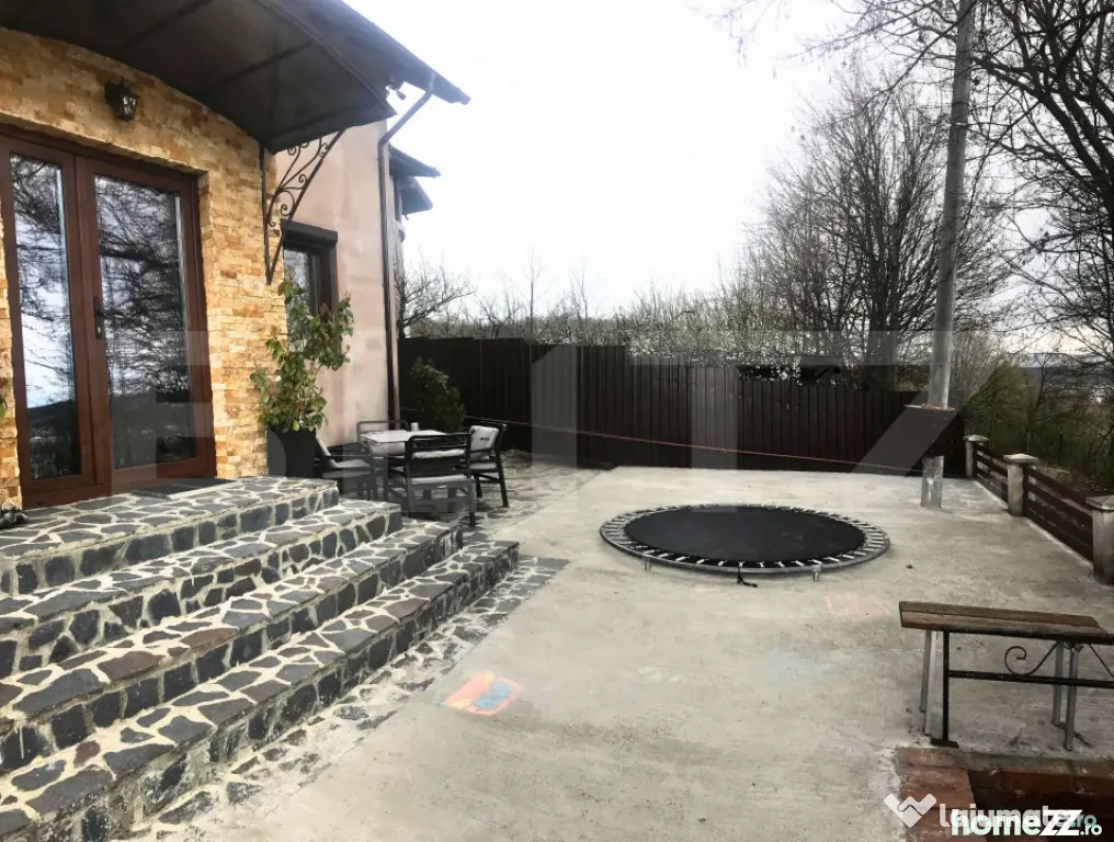 ???? Casă premium cu panoramă asupra orașului – garaj d - Moreni (Dambovita)