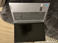 De vânzare laptop Lenovo 
