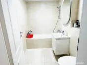 Apartament de vanzare, 2 camere, 57 mp - zona Oneștilor 