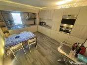 Apartament 4 camere transformat in 3 zona Capitol cu Cent... 