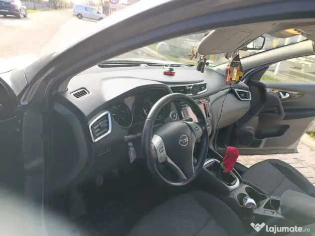 Nissan qashqai 2016 luna 5