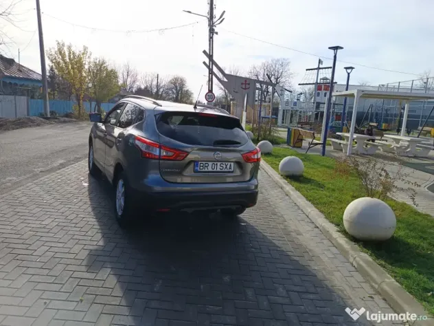 Nissan qashqai 2016 luna 5