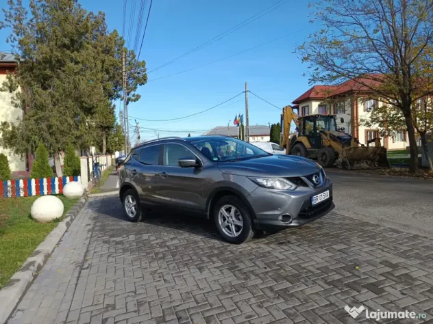 Nissan qashqai 2016 luna 5