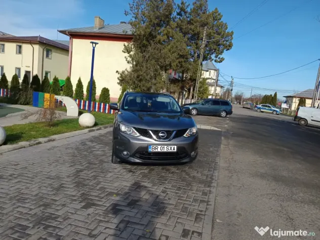 Nissan qashqai 2016 luna 5