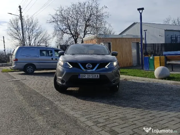 Nissan qashqai 2016 luna 5