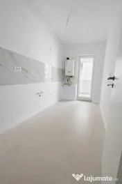 Garsoniera spatioasa, imobil nou finalizat, metrou Berceni 