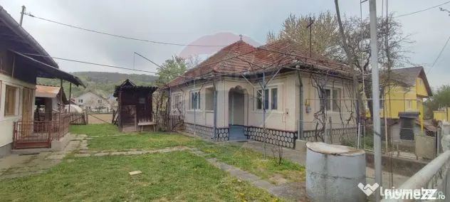 Casă de vânzare în Gârdani