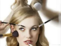 VÂND AFACERE LA CHEIE – Salon de Infrumusetare 