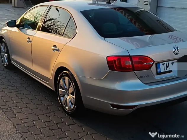 VW Jetta, An 2011, 1,6 TDI, E5, manuala