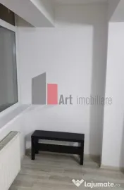 Apartament 80 mp + 4 mp balcon, loc de parcare privat Mil... 