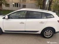 Renault Megane 1.6, benzina din 2012 