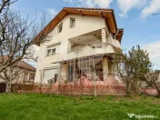 Casa spațioasă cu vedere la Lacul Grivița | 5 dormitoare 