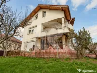 Casa spațioasă cu vedere la Lacul Grivița | 5 dormitoare 