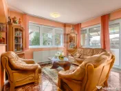 Casa spațioasă cu vedere la Lacul Grivița | 5 dormitoare 