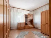 Casa spațioasă cu vedere la Lacul Grivița | 5 dormitoare 