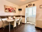 Apartament cu 3 camere , 73 mp util și loc de parcare 