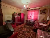 Proprietate cu potențial: casă bătrânească + teren 386 