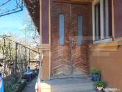 Proprietate cu potențial: casă bătrânească + teren 386 