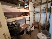 Proprietate cu potențial: casă bătrânească + teren 386 