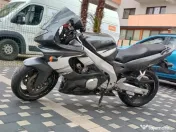 Motocicleta Yamaha Thundercat YZF R 600 