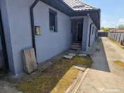 Casă de vânzare Băilești – 100 mp, curte proprie 