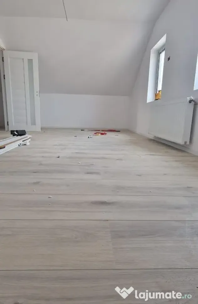 Casa parter plus mansarda zona Primarie-Biserica veche.