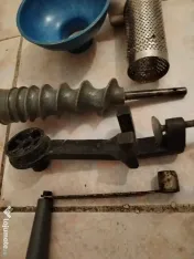 Storcător de roșii românesc 