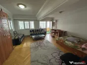 Apartament cu 4 camere de , zona Teatru 