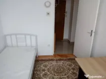 Vand apartament 3 camere