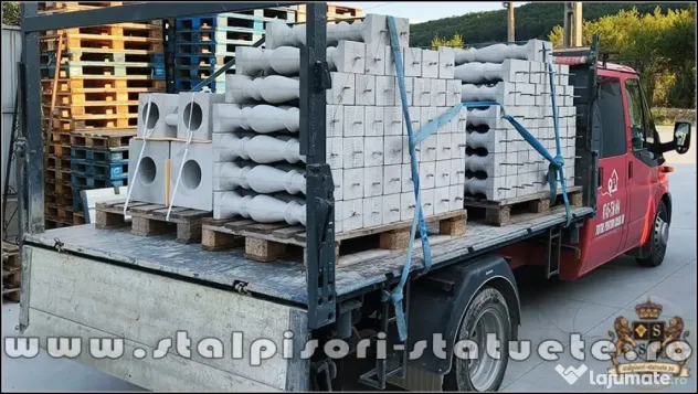 Stâlpișori, baluștri, popici, mosoare, din beton, model B2.