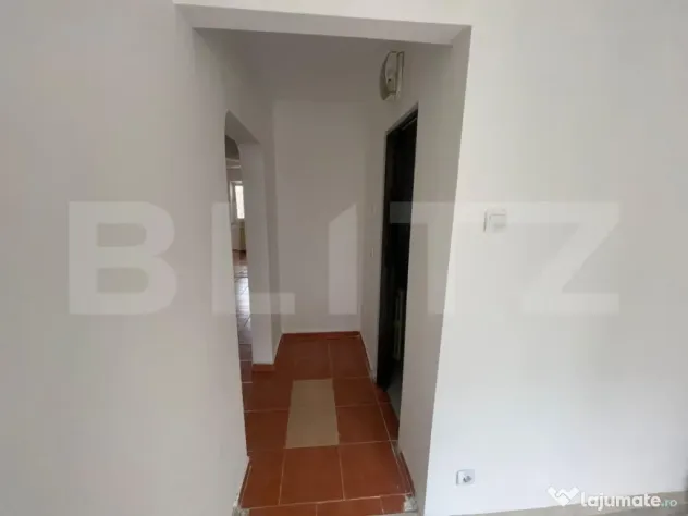 Spatiu de birouri, 52 mp, zona Billa .